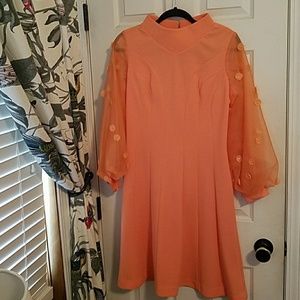 Vintage GORGEOUS puff sleeve dress